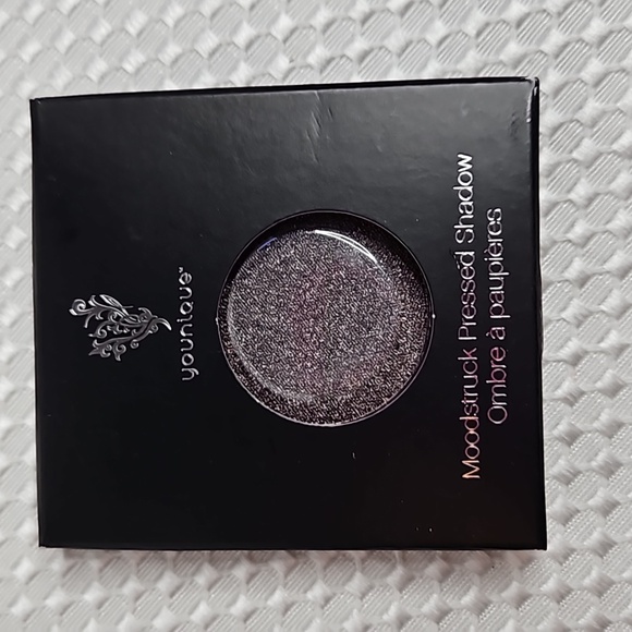 Younique moodstruck pressed eye shadow refill in Shrewd - Picture 1 of 4